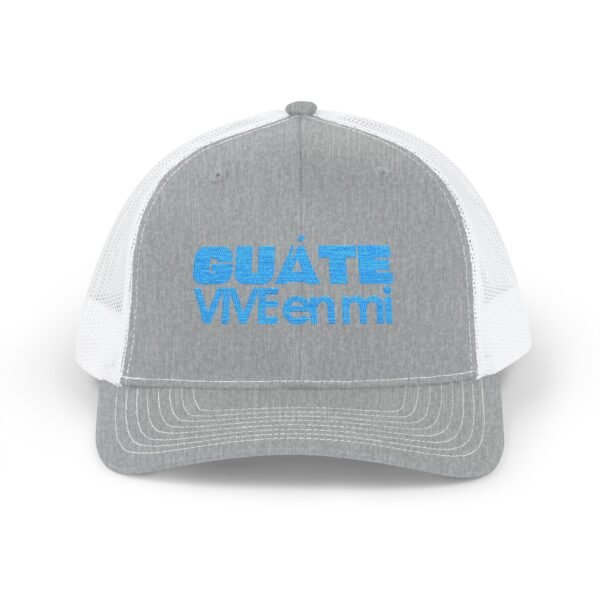 Elegante gorra de Camionero, bordada, perfecta para uso casual, una opción moderna y cómoda.