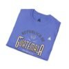 Celebra tu herencia guatemalteca con esta camiseta unisex con orgullo, perfecta para pasear.
