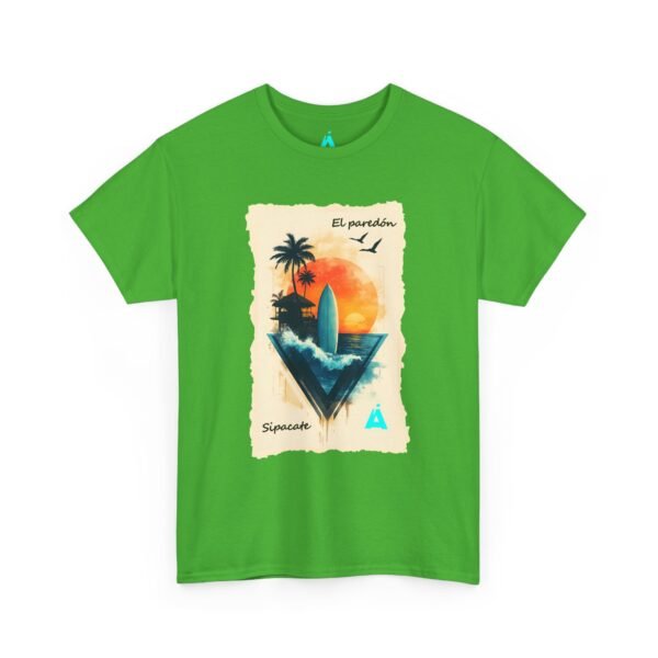 Vive un ambiente tropical con esta camiseta Sunset, unisex, perfecta para los amantes de la playa.