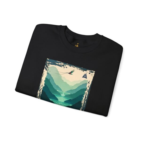 Sudadera unisex inspirada en la naturaleza de Semuc Champey, perfecta para los amantes de la moda.