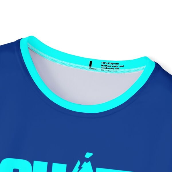 Saca a relucir tu pasión por el deporte con esta camiseta deportiva guatemalteca.
