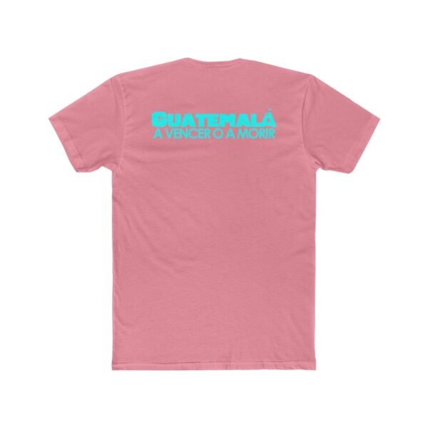 Celebra tu pasión por el fútbol guatemalteco con esta camiseta unisex, perfecta para mostrar tu herencia cultural.