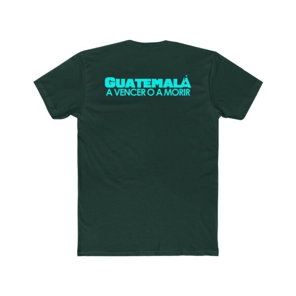 Celebra tu pasión por el fútbol guatemalteco con esta camiseta unisex, perfecta para mostrar tu herencia cultural.