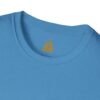 Celebra tu herencia guatemalteca con esta camiseta unisex con orgullo, perfecta para pasear.