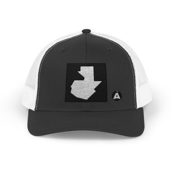 4253358176870591420_2048.jpeg Elegante gorra snapback con mapa de GUATEMALA, perfecta para amantes de la naturaleza y la moda.