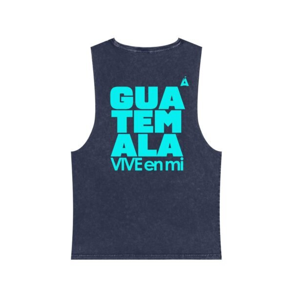 Camiseta unisex de GUATE con lavado a la piedra irradia, estilo relajado y natural, ideal para salidas informales.