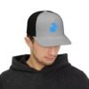 Elegante gorra de Camionero, bordada, perfecta para uso casual, una opción moderna y cómoda.