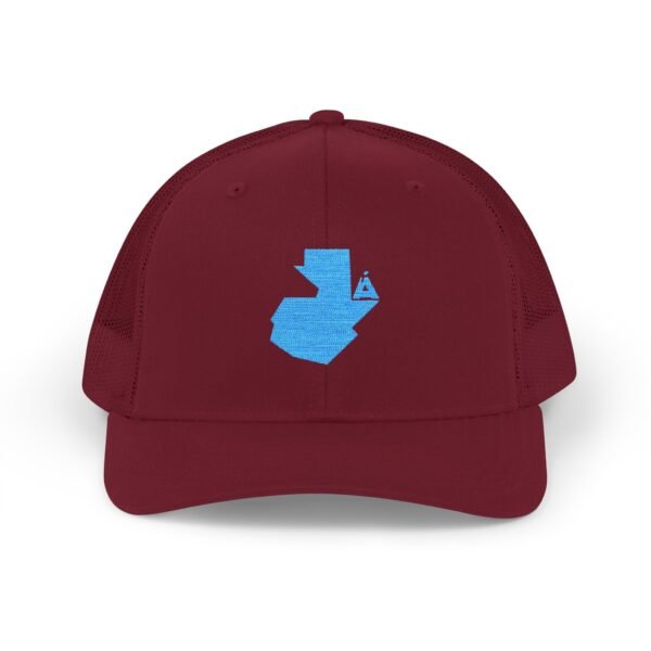 Elegante gorra de Camionero, bordada, perfecta para uso casual, una opción moderna y cómoda.