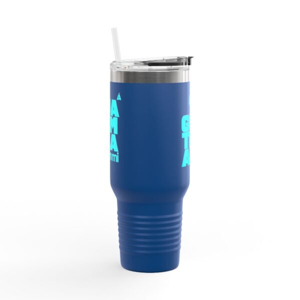 Elegante taza térmica de GUATE, ideal para quienes disfrutan de sus bebidas en movimiento.