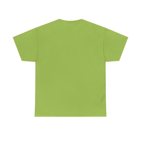 Celebra tu herencia guatemalteca con esta camiseta unisex con orgullo, perfecta para pasear.