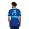 Saca a relucir tu pasión por el deporte con esta camiseta deportiva guatemalteca.