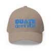 Elegante gorra bordada cerrada para cualquier ocasión. Perfecta como gorra deportiva.