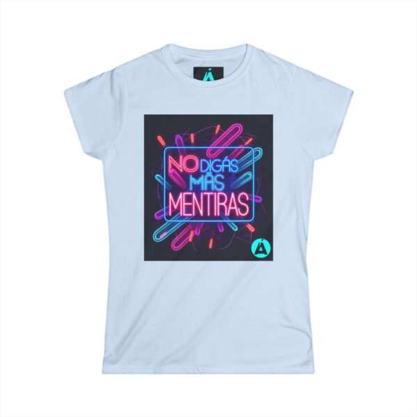 Camiseta para mujer, nostalgia de los 80s, perfecta para añadir un toque de color a tu armario.