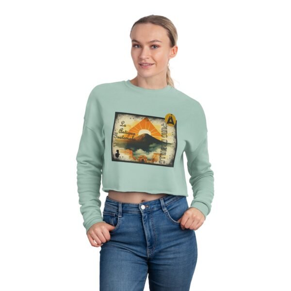 Sudadera de La Antigua Gautemala, inspiración vintage con corte holgado para mujer, perfecta para un look casual.