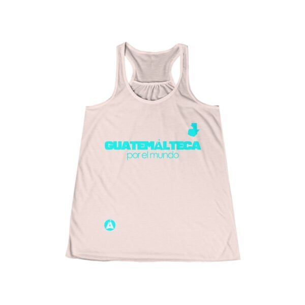 Camiseta de GUATE de tirantes holgada con espalda nadadora para mujer irradia un aire veraniego para uso casual.