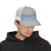 Elegante gorra de Camionero, bordada, perfecta para uso casual, una opción moderna y cómoda.