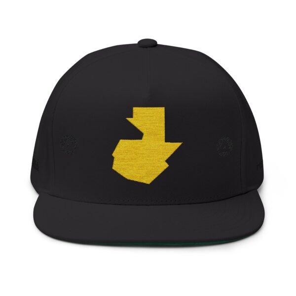 Gorra plana bordada con mapa de GUATE, ideal para aventuras al aire libre.