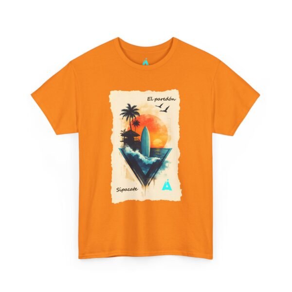 Vive un ambiente tropical con esta camiseta Sunset, unisex, perfecta para los amantes de la playa.