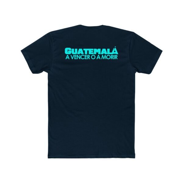 Celebra tu pasión por el fútbol guatemalteco con esta camiseta unisex, perfecta para mostrar tu herencia cultural.