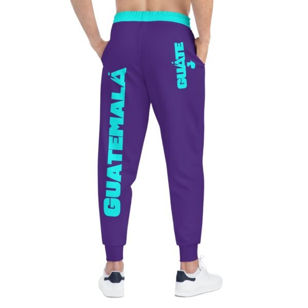 Modernos joggers deportivos combinan a la perfección comodidad y estilo, tanto para entrenar como para relajarte.