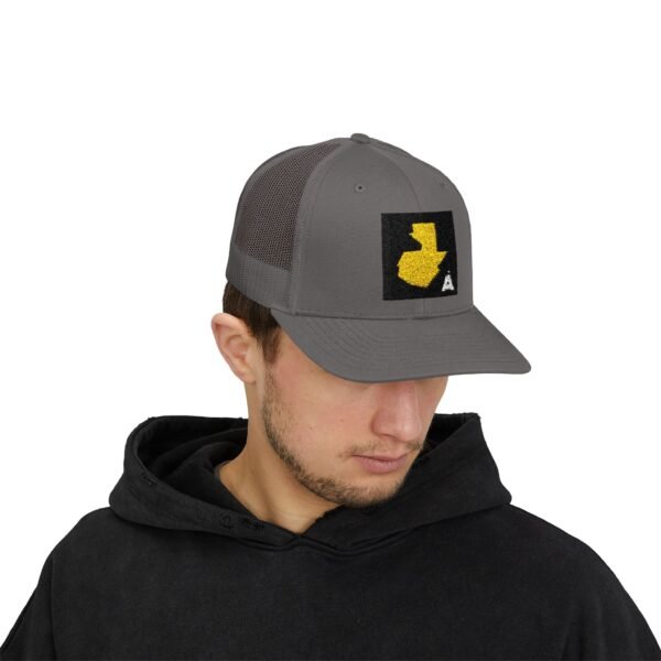 Gorra snapback con el mapa de Guatemala es el accesorio perfecto para aventureros y viajeros.
