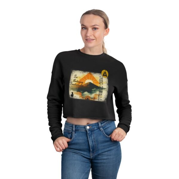 Sudadera de La Antigua Gautemala, inspiración vintage con corte holgado para mujer, perfecta para un look casual.
