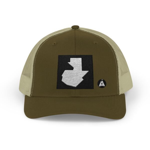 7364987775985894753_2048.jpeg Elegante gorra snapback con mapa de GUATEMALA, perfecta para amantes de la naturaleza y la moda.