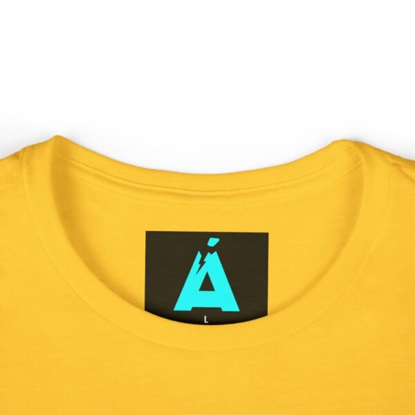Camiseta para mujer, nostalgia de los 80s, perfecta para añadir un toque de color a tu armario.