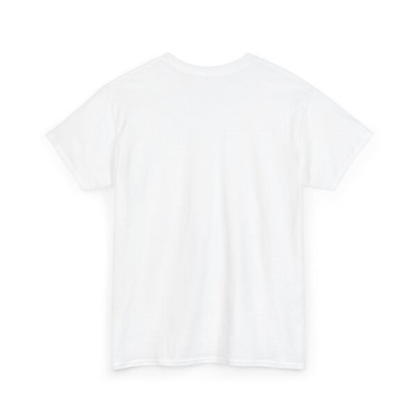 Celebra tu herencia guatemalteca con esta camiseta unisex con orgullo, perfecta para pasear.