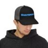 Elegante gorra de Camionero, bordada, perfecta para uso casual, una opción moderna y cómoda.