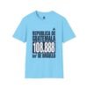 Celebra tu herencia guatemalteca con esta camiseta unisex con orgullo, perfecta para pasear.