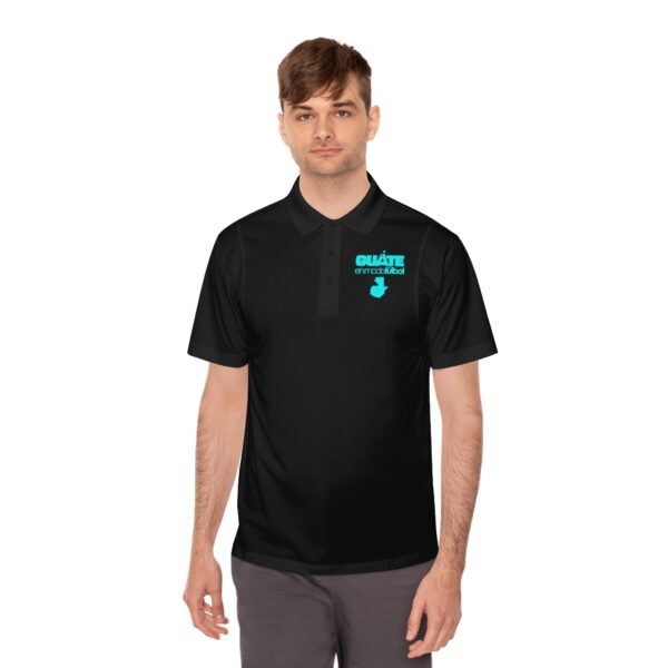 Elegante polo deportivo de GUATE para hombre, caual y deportiva ideal para viajar y mantenerse fresco.