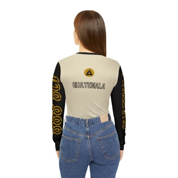 Camisa de manga larga con cuello en V para mujer, inspirada en La Antigua, le da un toque de estilo a tu guardarropa.