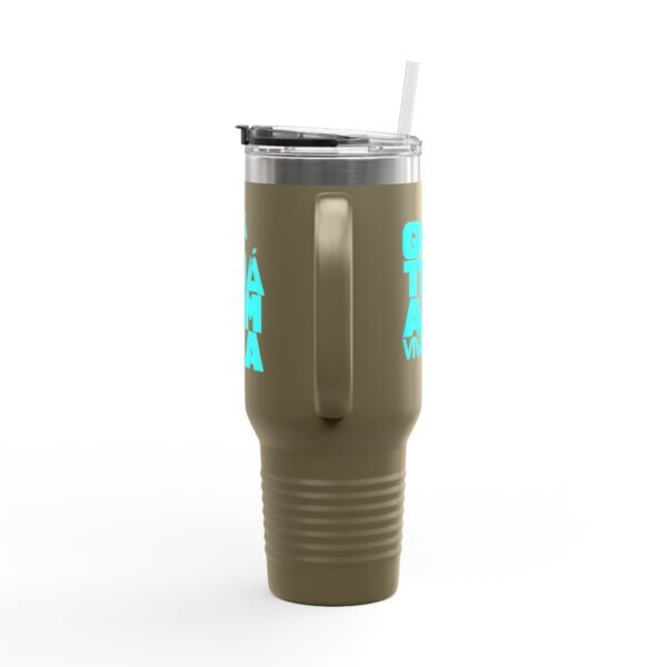 Elegante taza térmica de GUATE, ideal para quienes disfrutan de sus bebidas en movimiento.