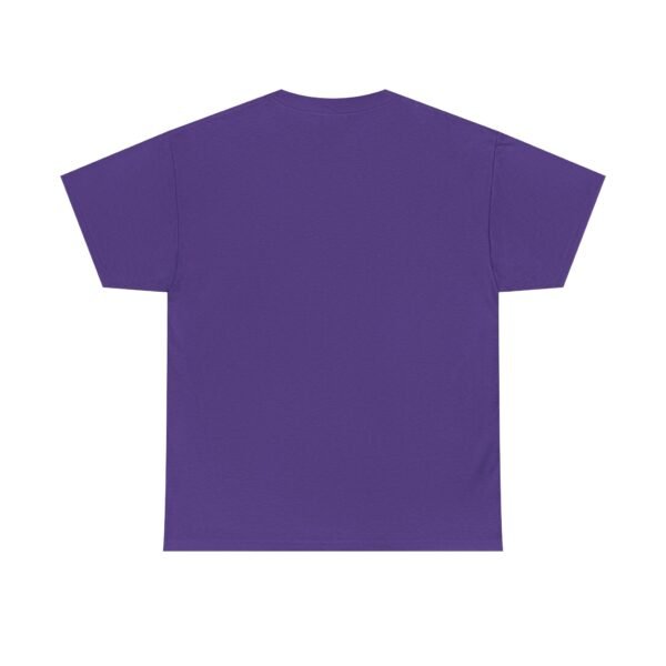 Celebra tu herencia guatemalteca con esta camiseta unisex con orgullo, perfecta para pasear.
