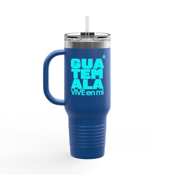 Elegante taza térmica de GUATE, ideal para quienes disfrutan de sus bebidas en movimiento.