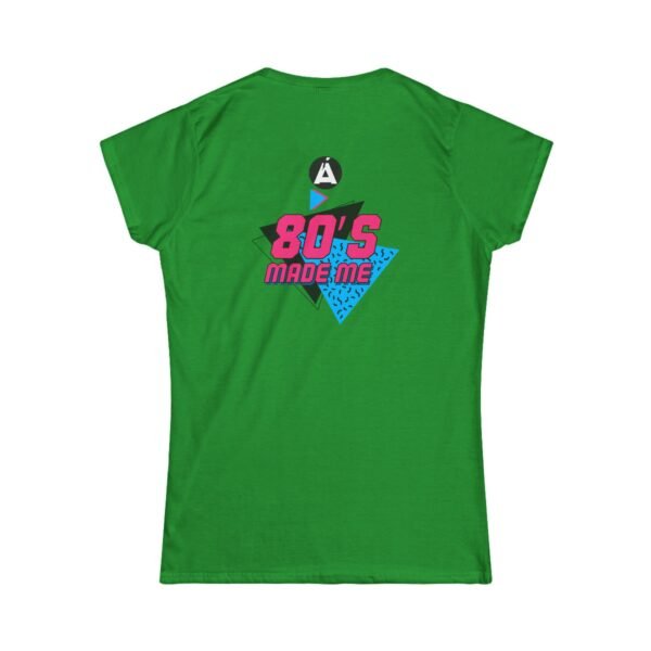 Camiseta para mujer, nostalgia de los 80s, perfecta para añadir un toque de color a tu armario.