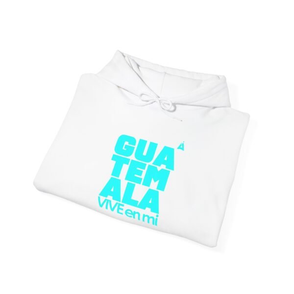 Mantente abrigado y con estilo con esta sudadera unisex Guatemala VIVE en Mí. Perfecta para mostrar tus raíces.