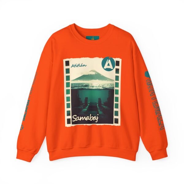 Sudadera unisex de cuello redondo de inspiración vintage de Samabaj, una prenda acogedora y moderna.