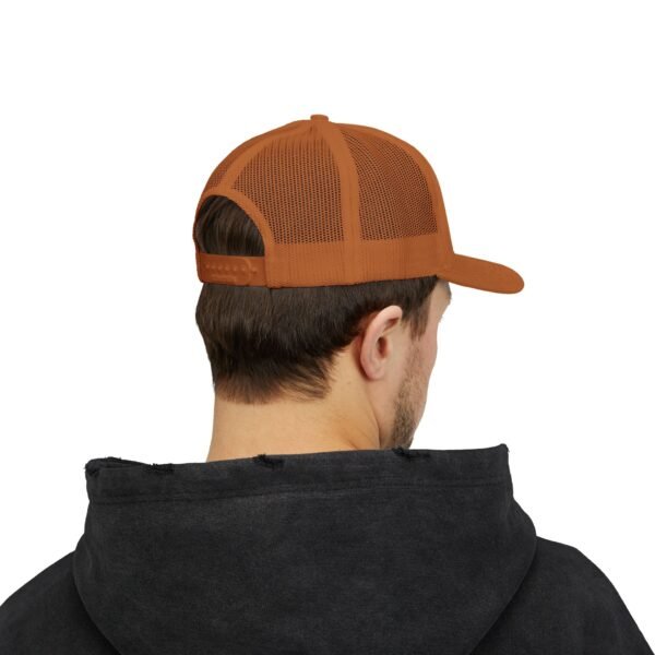 Demuestra tu amor por Guatemala con esta gorra snapback, perfecta para uso casual o aventuras al aire libre.