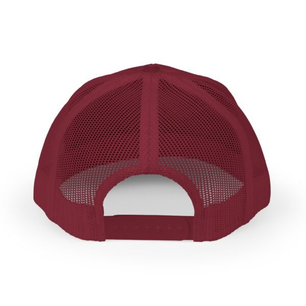 Demuestra tu amor por Guatemala con esta gorra snapback, perfecta para uso casual o aventuras al aire libre.