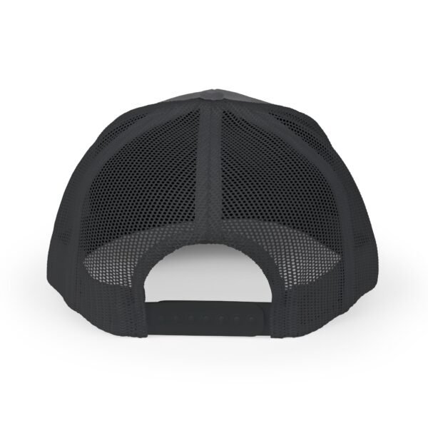 Demuestra tu amor por Guatemala con esta gorra snapback, perfecta para uso casual o aventuras al aire libre.