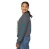 Sudadera unisex de cuello redondo de inspiración vintage de Samabaj, una prenda acogedora y moderna.
