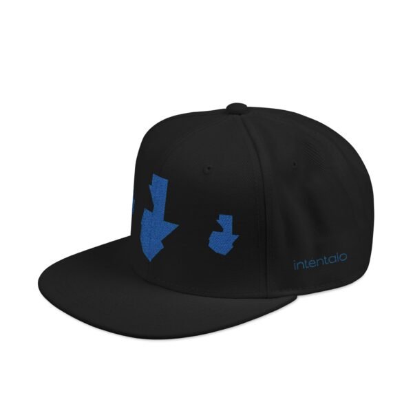 Gorra plana con visera ajustable y diseño de GUATE,  moderna para uso casual.