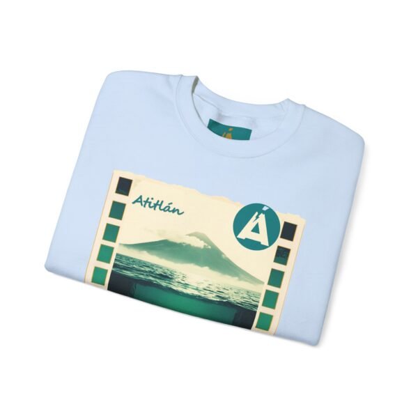 Sudadera unisex de cuello redondo de inspiración vintage de Samabaj, una prenda acogedora y moderna.