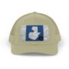 Demuestra tu amor por Guatemala con esta gorra snapback, perfecta para uso casual o aventuras al aire libre.