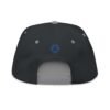 Gorra plana con visera ajustable y diseño de GUATE,  moderna para uso casual.