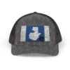 Demuestra tu amor por Guatemala con esta gorra snapback, perfecta para uso casual o aventuras al aire libre.