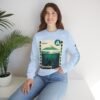 Sudadera unisex de cuello redondo de inspiración vintage de Samabaj, una prenda acogedora y moderna.