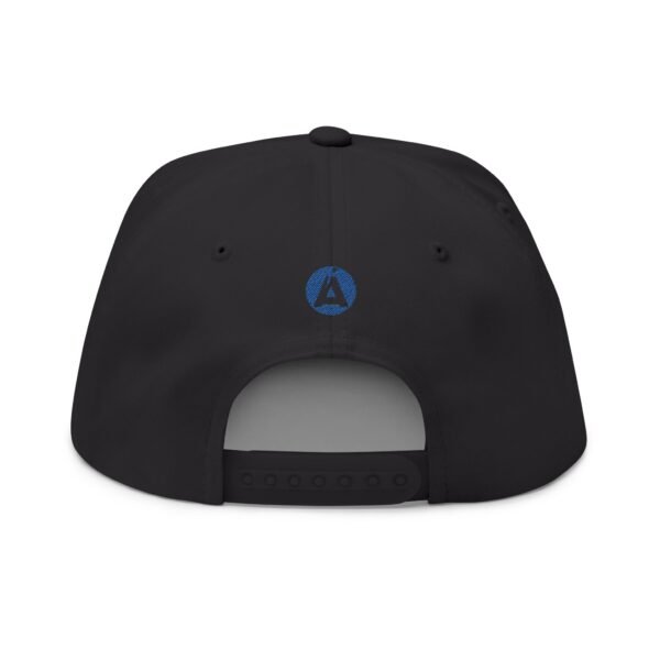 Gorra plana con visera ajustable y diseño de GUATE,  moderna para uso casual.